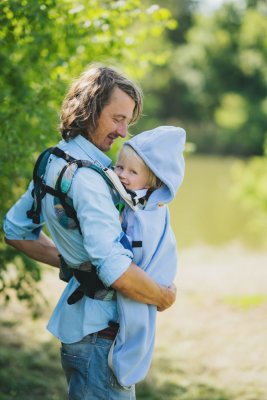 Monkey Mum® Ergonomska rastoča nosilka Carrie - Čar geometrije
