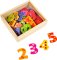 small foot Drewniane kolorowe cyfry magnetyczne 40 szt.