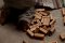Wooden Story Würfel in einer Holzkiste - 30 Stück - Natur
