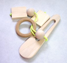 Wooden ring puzzle