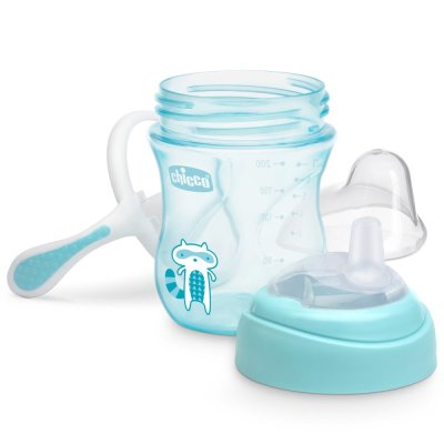 Kubek edukacyjny CHICCO Przejście z uchwytami 200 ml niebieski 4m+