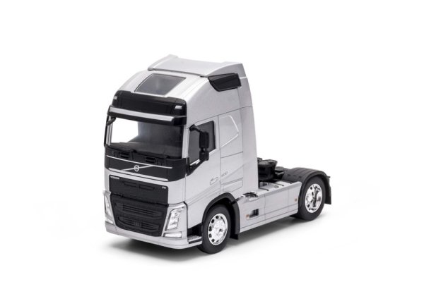 Welly Tractor Volvo FH4 scurt 1:32
