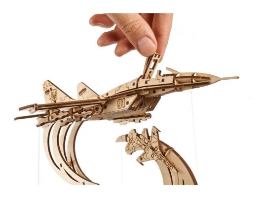 Ugears Drewniane Puzzle Mechaniczne 3D Duch Kijowa