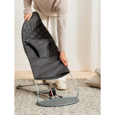 BABYBJÖRN Babywippe Bliss Cotton, Anthracite mit Spielzeug
