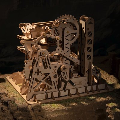 RoboTime 3D mechanikus golyópálya torony