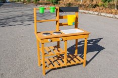 2Kids Toys Cocinita de madera para jardín con fregadero