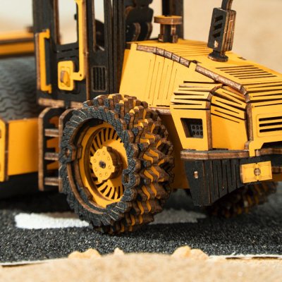 RoboTime 3D houten mechanische modelbouwset Wegenwals