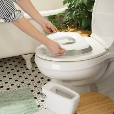INGENUITY Sanita Infantil com Som My Size™ branca