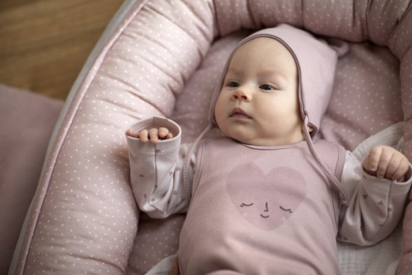 PINOKIO Czapka ze sznureczkami HELLLO dziewczynka różowa rozm. 50
