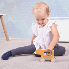 Bigjigs Toys Macko na kolieskach