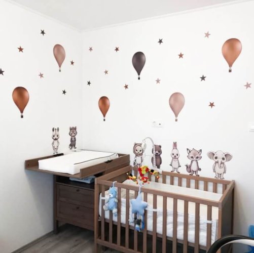Детски стикери за стена - Горски животни с балони в кафяви цветове