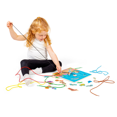 Bigjigs Toys Placă de înșirat cu tematică marină