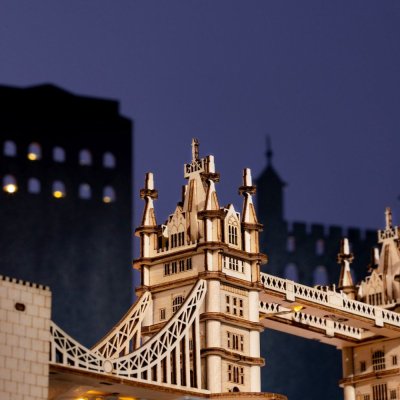 RoboTime 3D houten mechanische modelbouwpakket Tower Bridge met verlichting