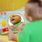BRIGHT STARTS Speelkleed met activiteiten Oball Grip & Kick™ 0m+