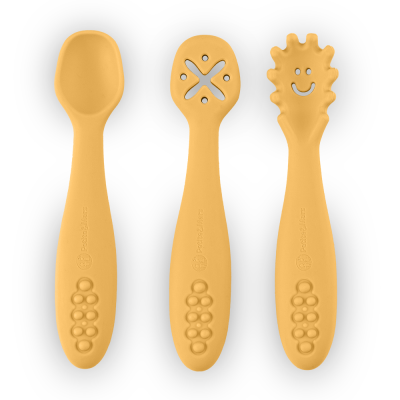 PETITE&MARS Set of 3 silicone training spoons Take&Match Intense Ocher 6m+