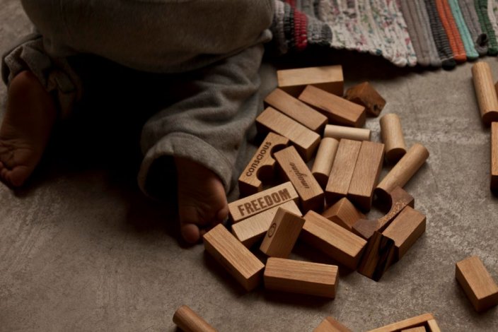 Wooden Story Cubi in sacchetto di cotone XL - 50 pezzi - Naturali