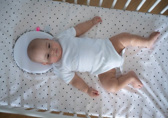 MOTHERHOOD Ergonomisches Stabilisierungskissen für Neugeborene Beige Classics neu 0-6m