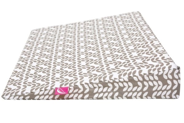 MOTHERHOOD Keilkissen Beige Classics neu 60x45x9 cm, 0-6 m