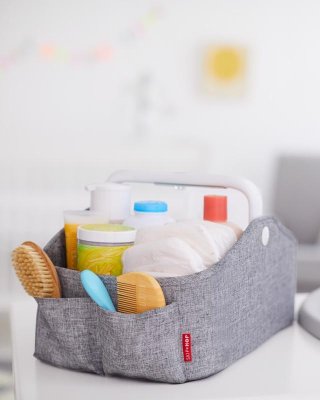 SKIP HOP Organizer z oświetleniem dla potrzeb higieny