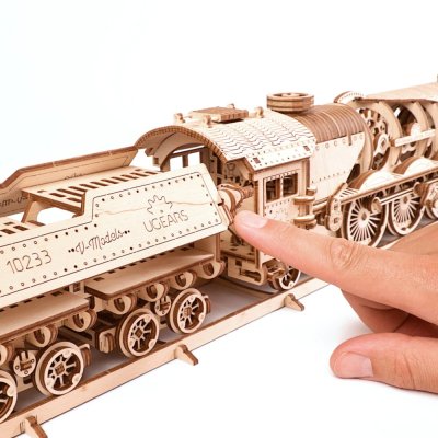 Ugears 3D Holzmechanik Puzzle V-Express Dampflokomotive 4-6-2 mit Tender