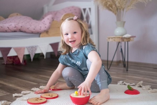 small foot Apfel-Puzzle mit Würmern