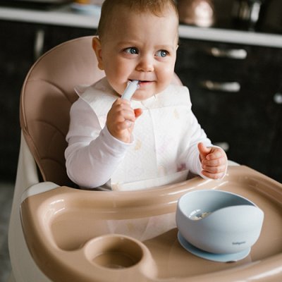 BABYONO Silikonska posuda s ventuzom - plava 6m+