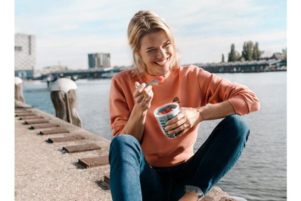 MEPAL Snackbox mit Sieb Ellipse Nordic Green 600 ml