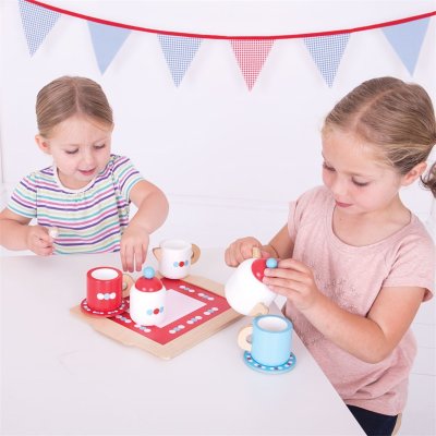 Bigjigs Toys Teegeschirr mit Punkten