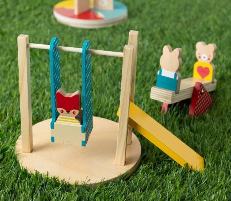 Petit Collage Set in legno al parco giochi