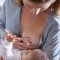 Philips AVENT Brustwarzenschutz – mittel 2 Stück + sterile Box + Einweg-Stilleinlagen 24 Stück
