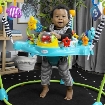 BABY EINSTEIN Hüpfburg/Aktivitätszentrum 2-in-1 Curiosity Cove™ 6m+ bis 11kg