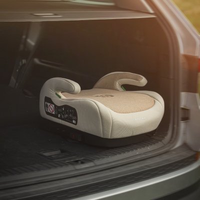 PETITE&MARS Podsedák Optimus Pro i-Size Caramel Brown 125 - 150 cm (22-36 kg)