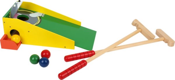 small foot Minigolf pazzo con talpa bocca aperta