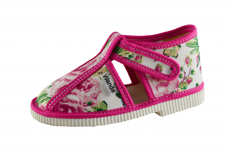 WANDA Children's slippers closed toe pink - flower girl size S 18