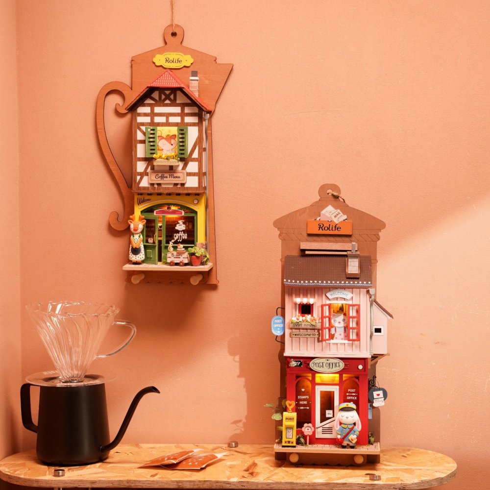 RoboTime Miniatura domečku k zavěšení Kavárna Moka (obrázek 4)