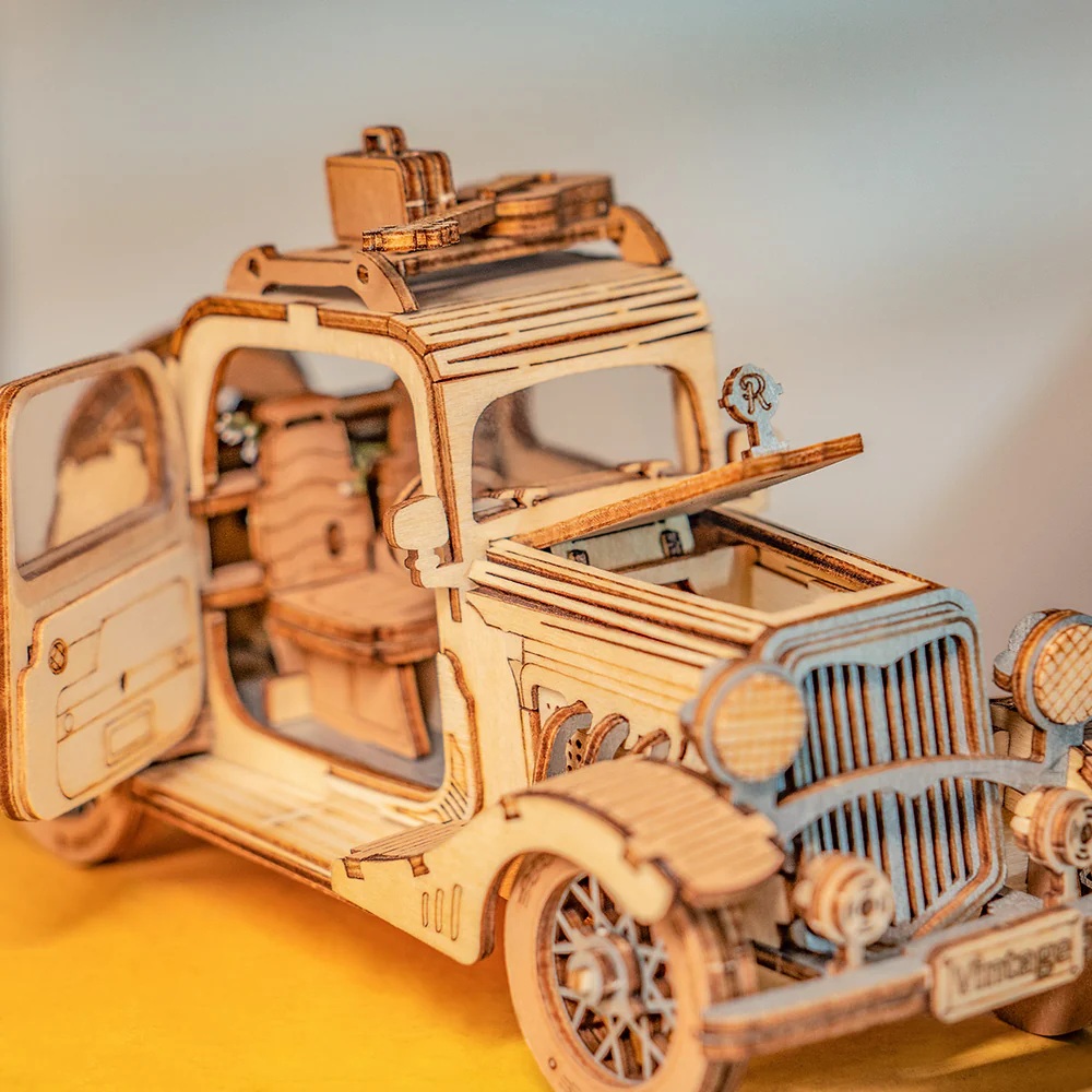 RoboTime 3D dřevěná skládačka Veterán kupé (obrázek 4)