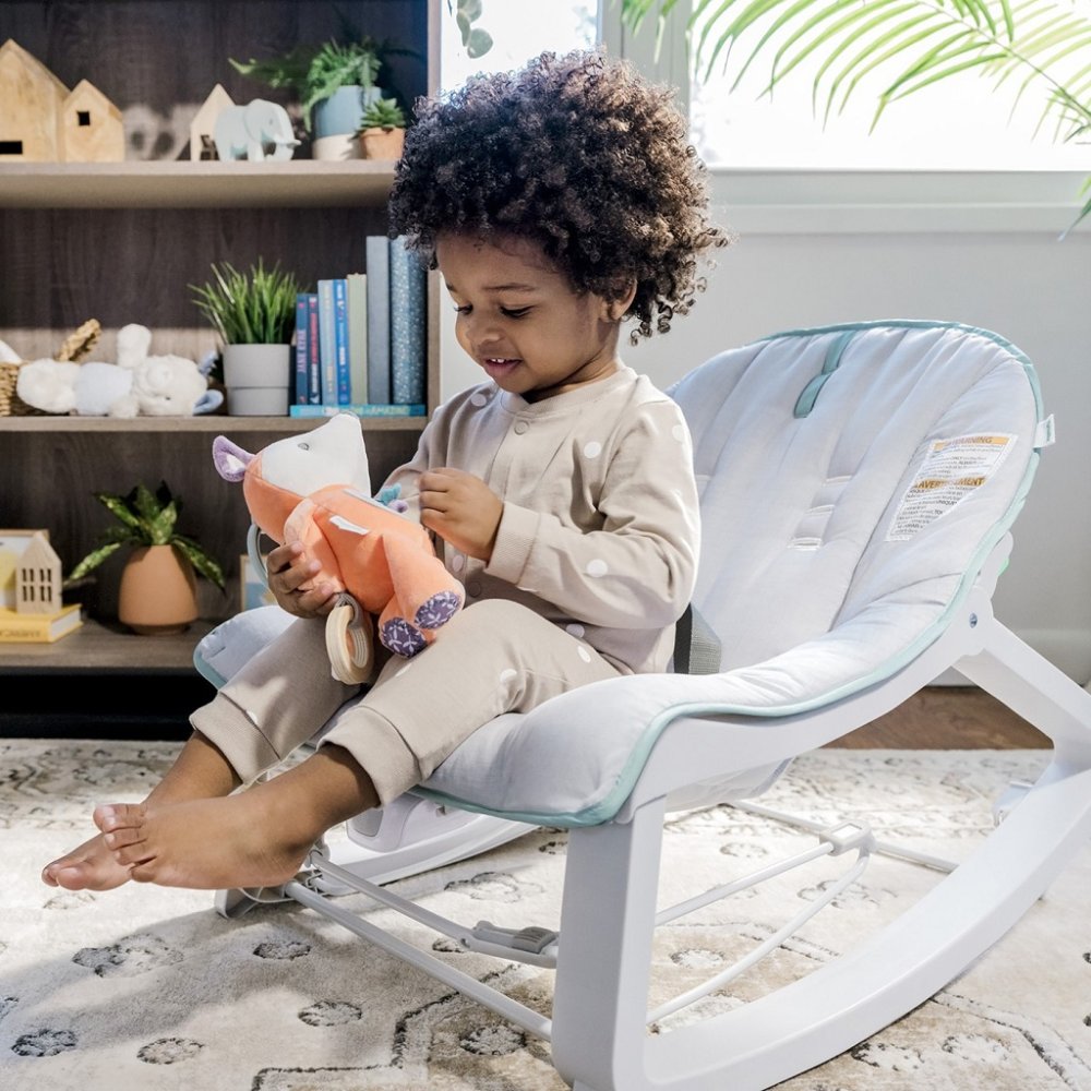 INGENUITY Balancelle vibrante 3-en-1 Keep Cozy Weave 0m+ jusqu'à 18 kg – Image 7