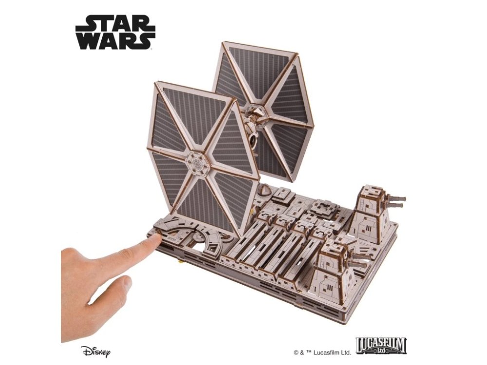 Ugears 3D dřevěná mechanická skládačka Star Wars Stíhačka TIE (obrázek 3)