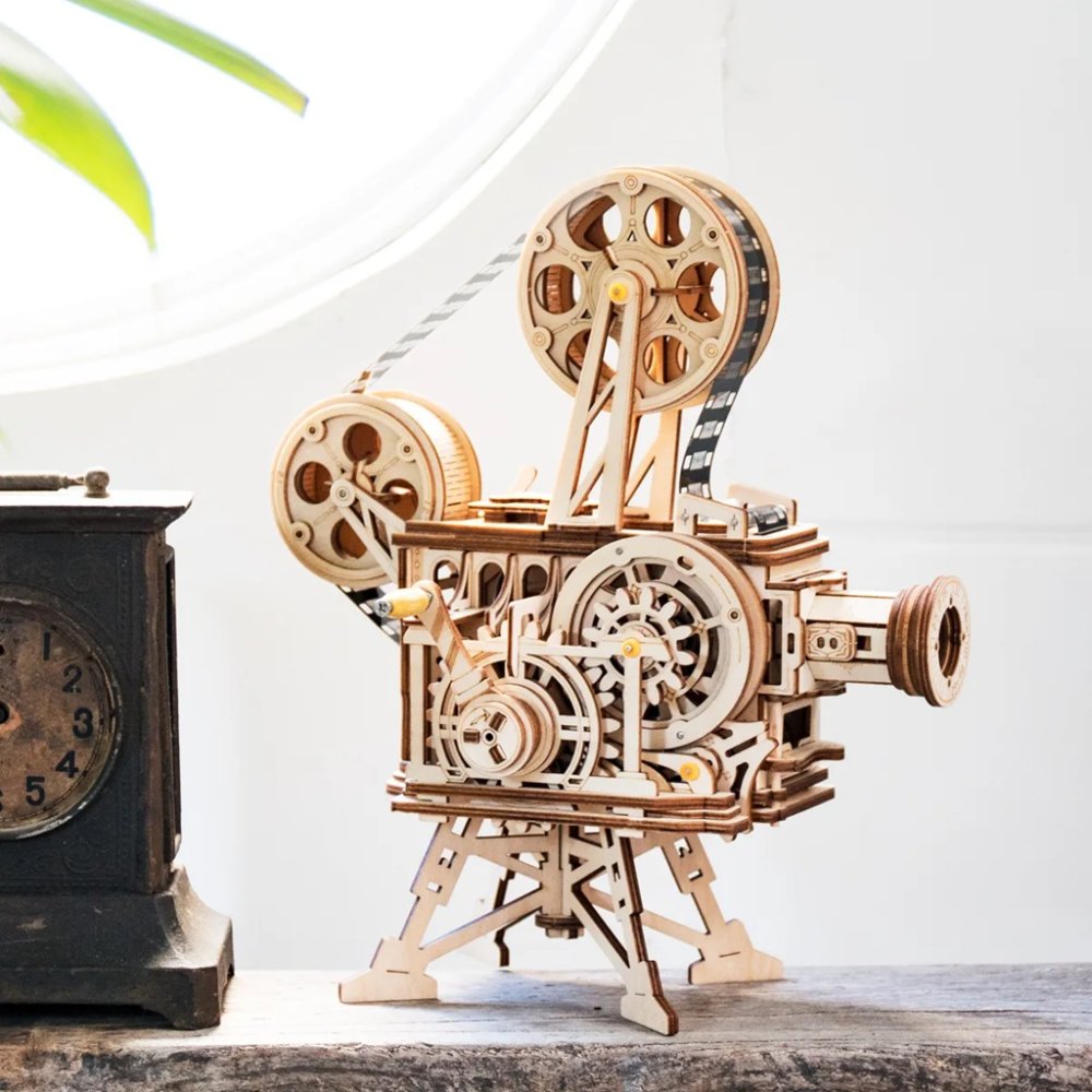 RoboTime 3D dřevěná mechanická skládačka Filmový projektor (obrázek 3)