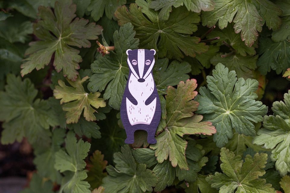 BeWooden Drewniana naklejka na ścianę i inne miejsca - borsuk