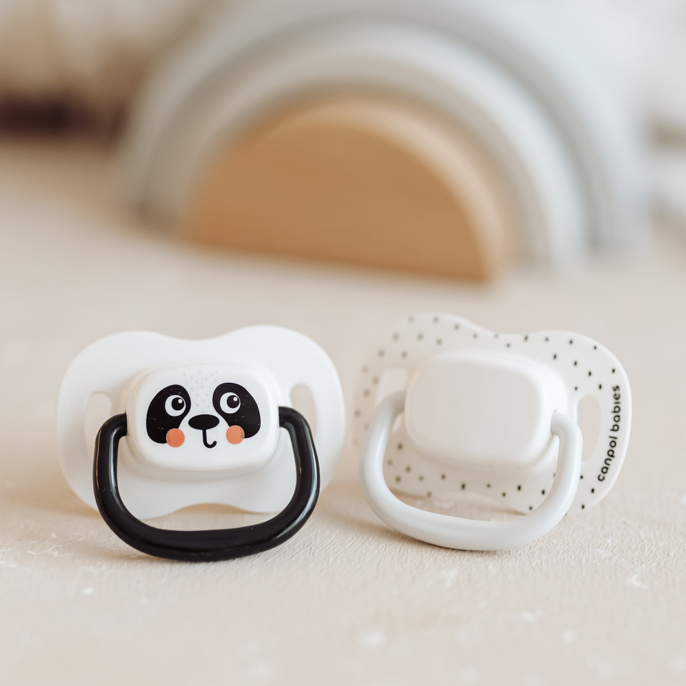 CANPOL BABIES Set de sucettes symétriques en silicone BabiesBoo 18m+ 2 pièces blanc – Image 3