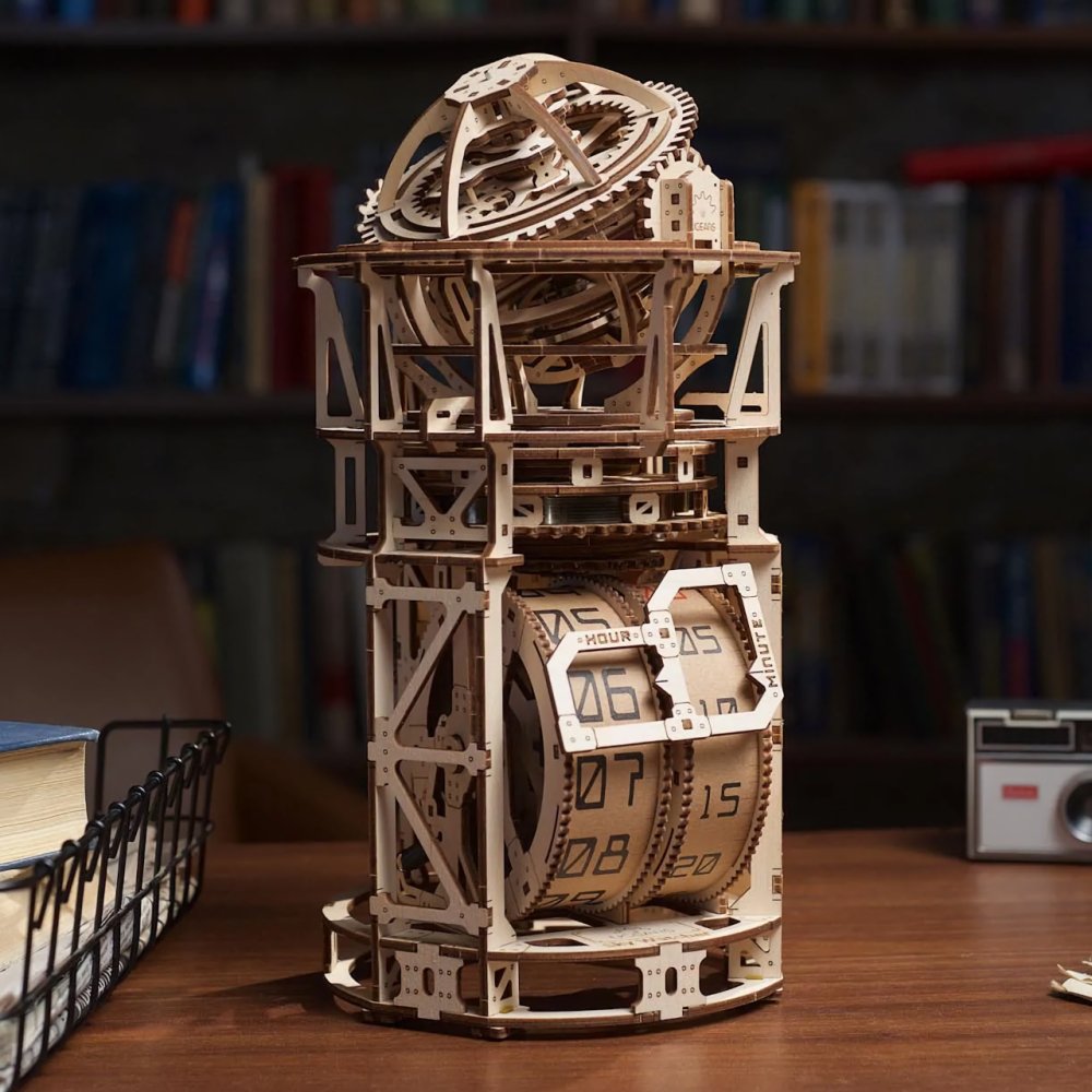 Ugears 3D dřevěné mechanické puzzle Hodinový strojek s tourbillonem (obrázek 8)