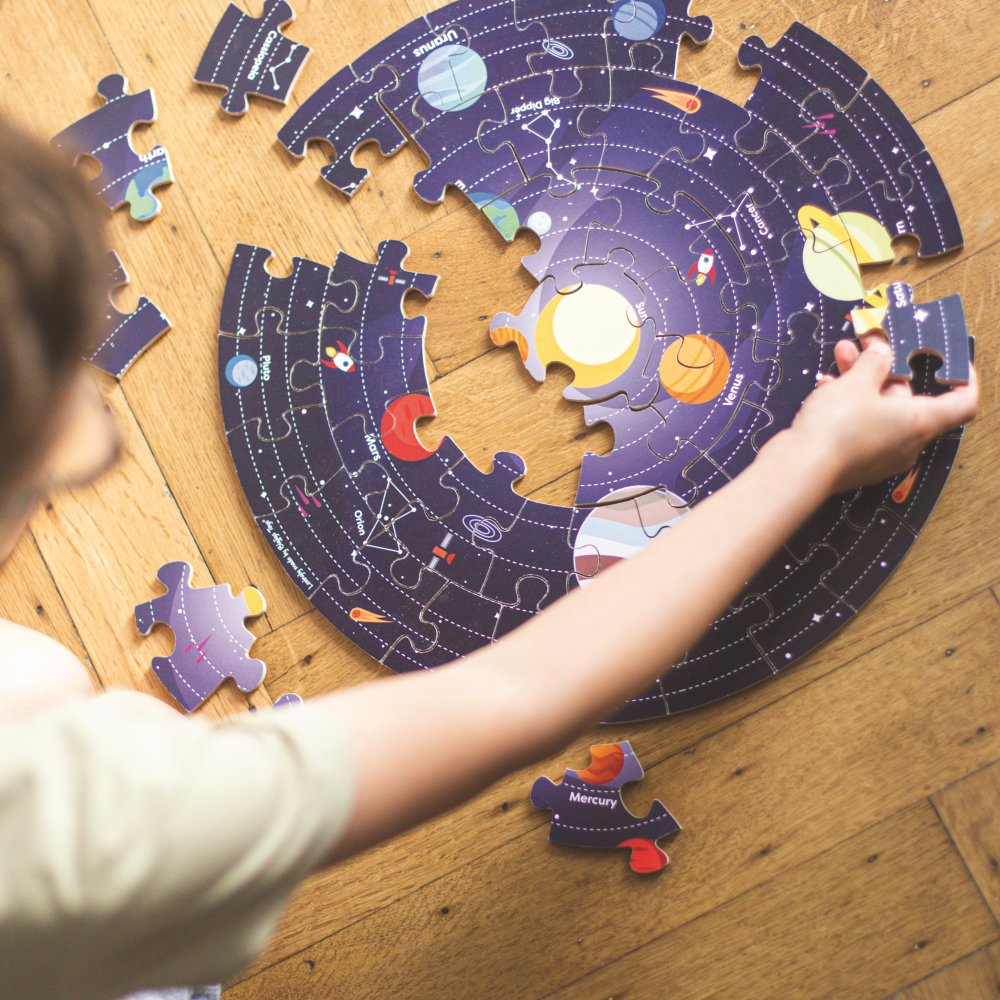 Bigjigs Toys Kulaté podlahové puzzle Sluneční soustava 50 dílků (obrázek 6)