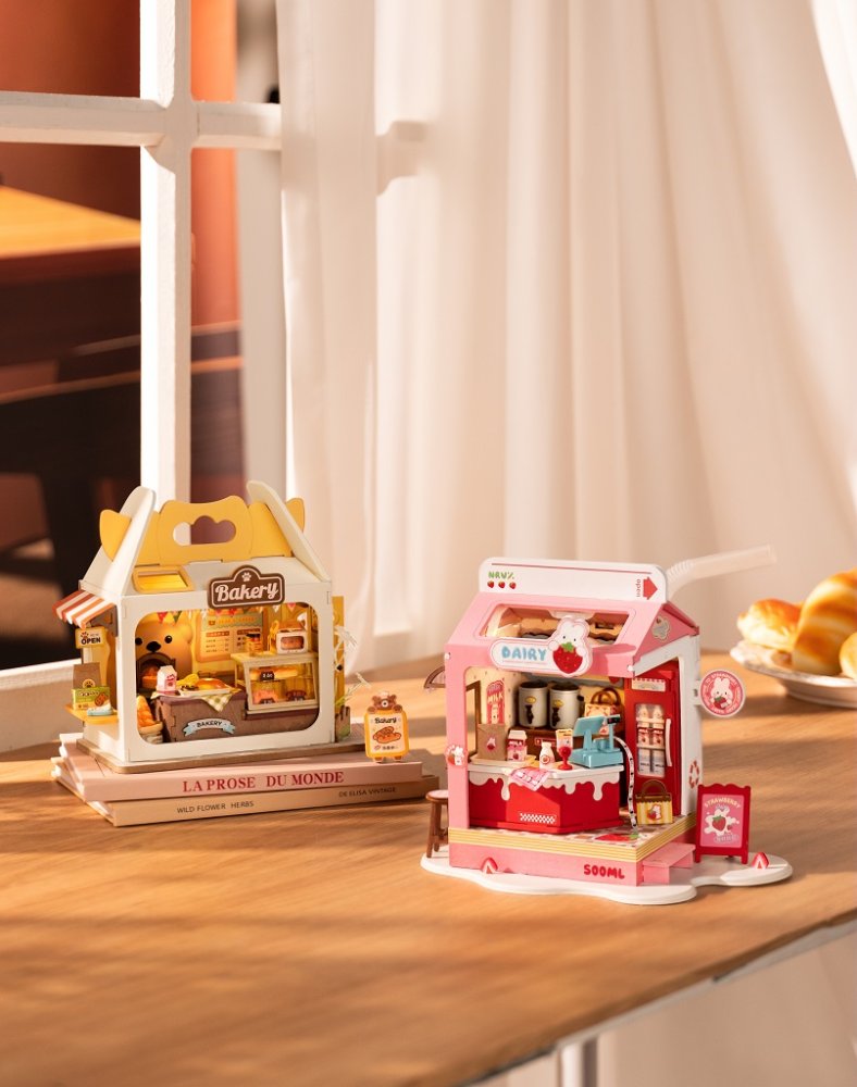 RoboTime 3D dřevěná skládačka Miniatura domečku Mléčný bar Strawberry (obrázek 2)
