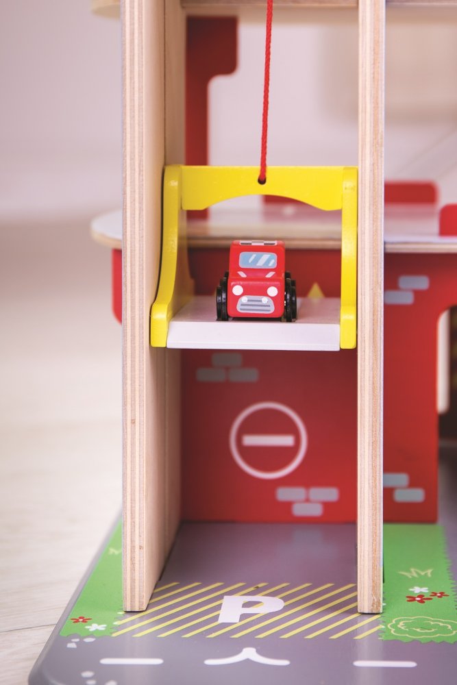 Bigjigs Toys Garáž s parkovištěm (obrázek 8)