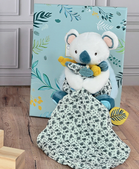 Doudou Dárková sada - plyšová koala Yoca a muchlánek (obrázek 8)