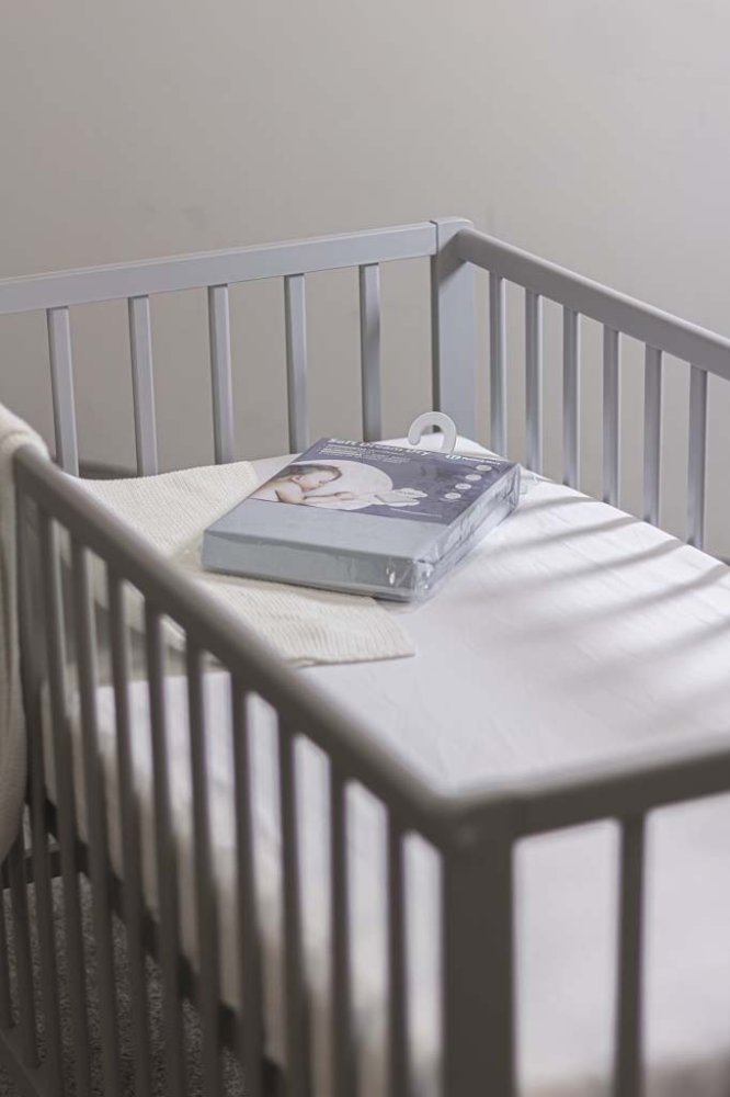 PETITE&MARS Lenzuolo con angoli impermeabile Soft Dream Dry 120 x 60 Grigio - immagine 5