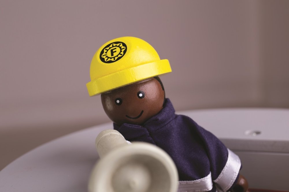 Bigjigs Toys Caserne de pompiers – Image 3