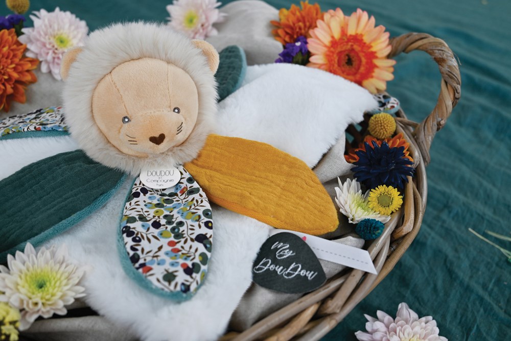 Coffret cadeau Doudou - Peluche lion hochet – Image 7