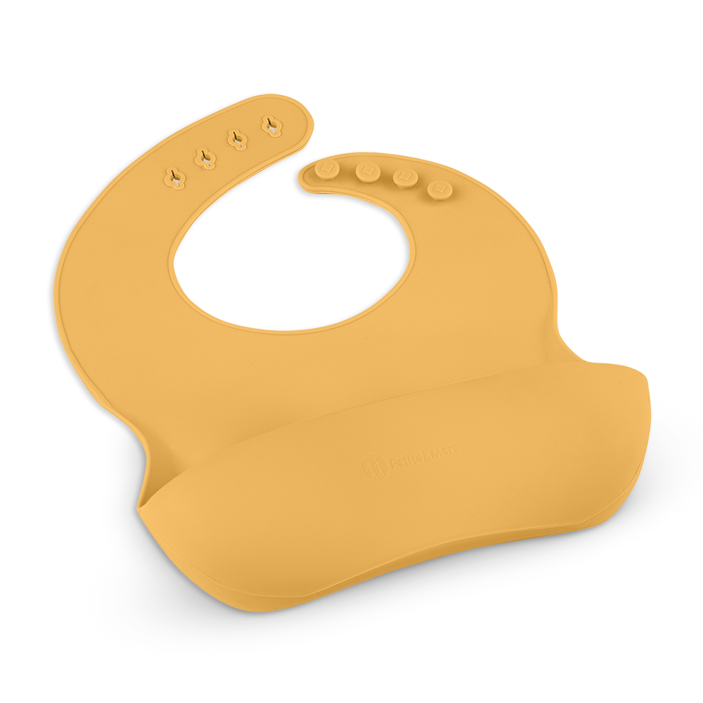 PETITE&MARS Bavaglino in silicone Take&Match Ocra intenso 6m+ - immagine 6